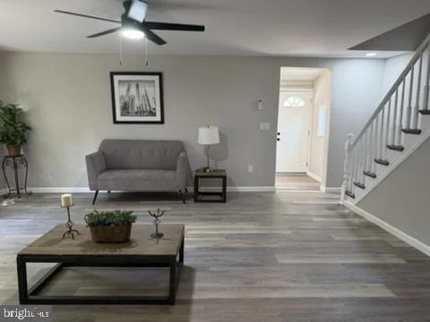 Photo of 212 W 7TH STREET