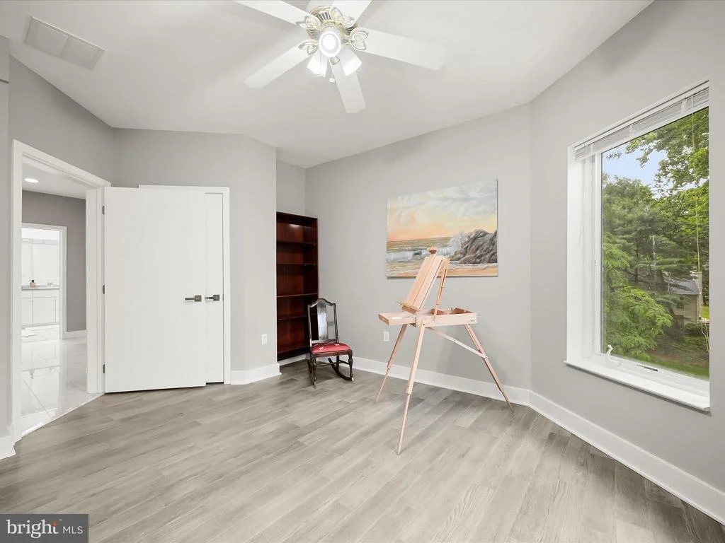 Photo of 1199 ASQUITHPINES PLACE