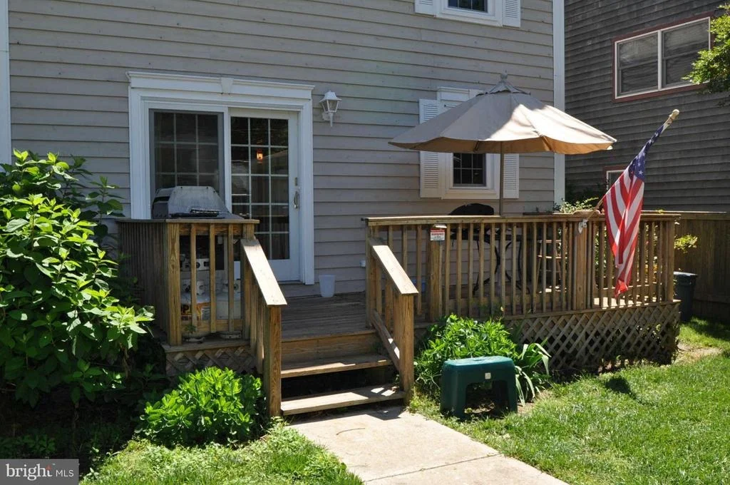 Photo of 4732 OAK ROAD