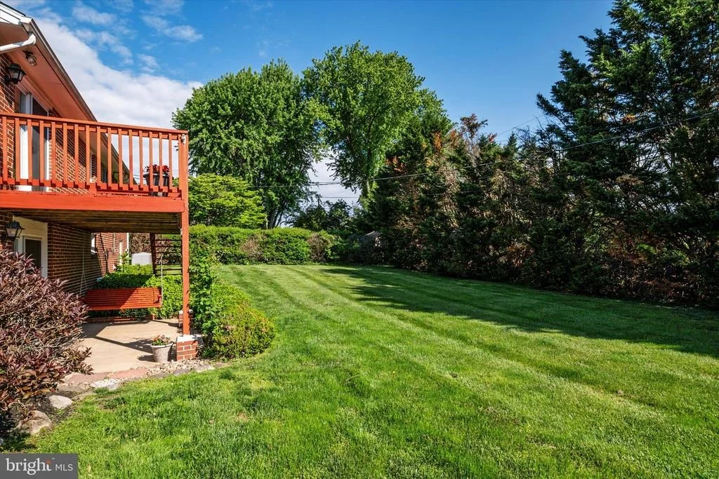 Photo of 716 FLINTLOCK DRIVE