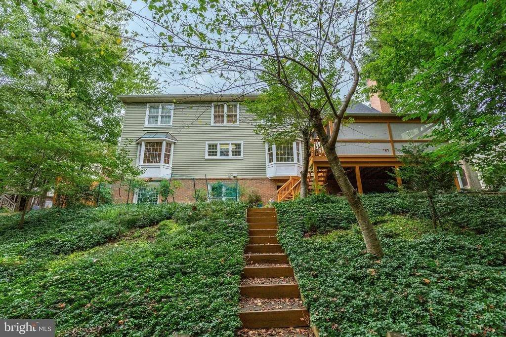 Photo of 9705 CYMBAL DRIVE