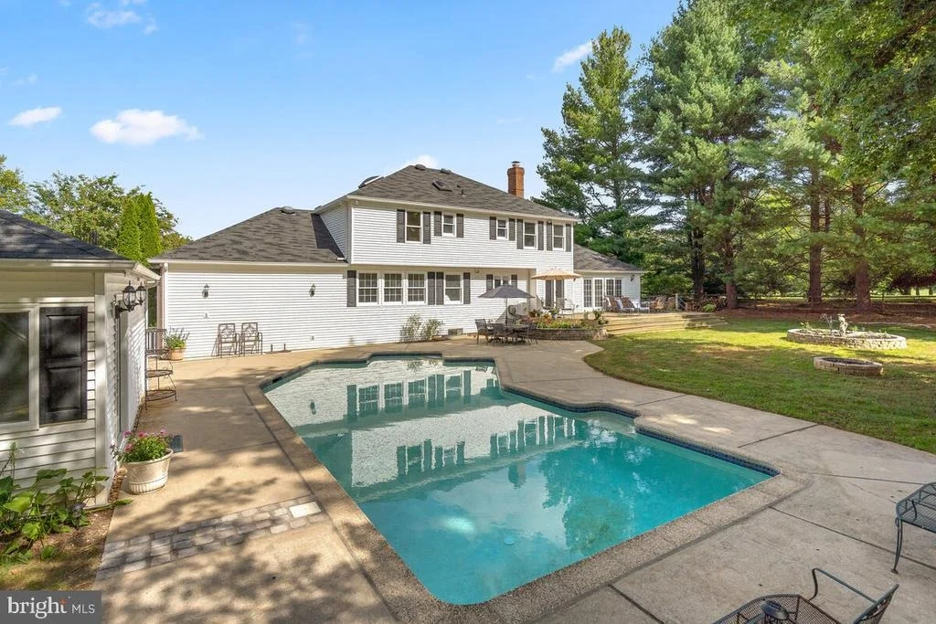 Photo of 8516 PADDOCKVIEW DRIVE