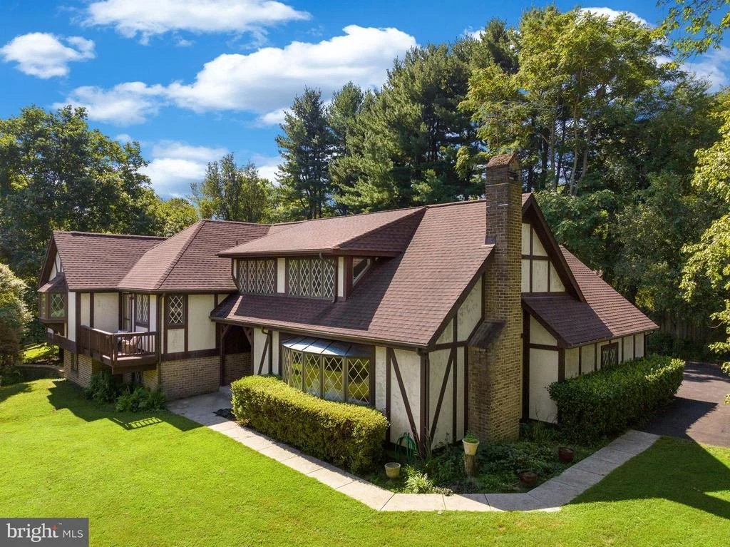 Photo of 8000 EXODUS DRIVE