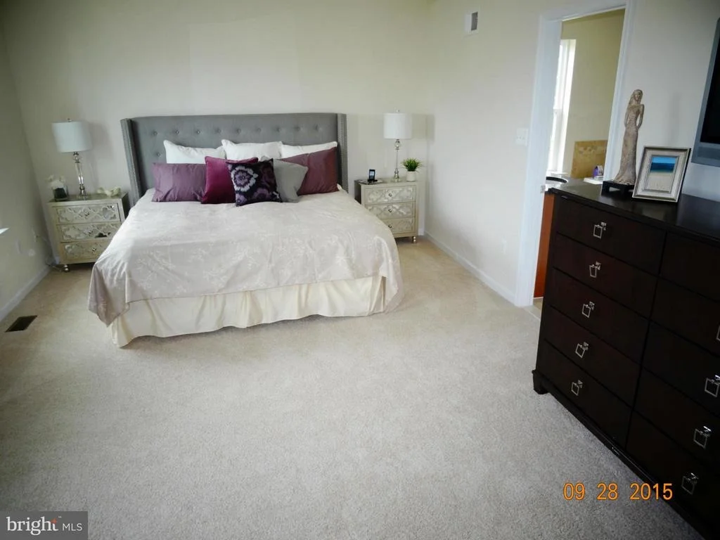 Photo of 7858 SUNHAVEN WAY