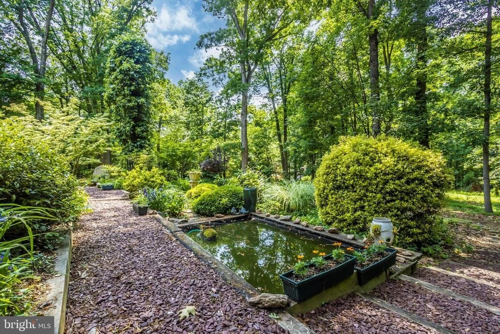 Photo of 13800 CREST HILL LANE