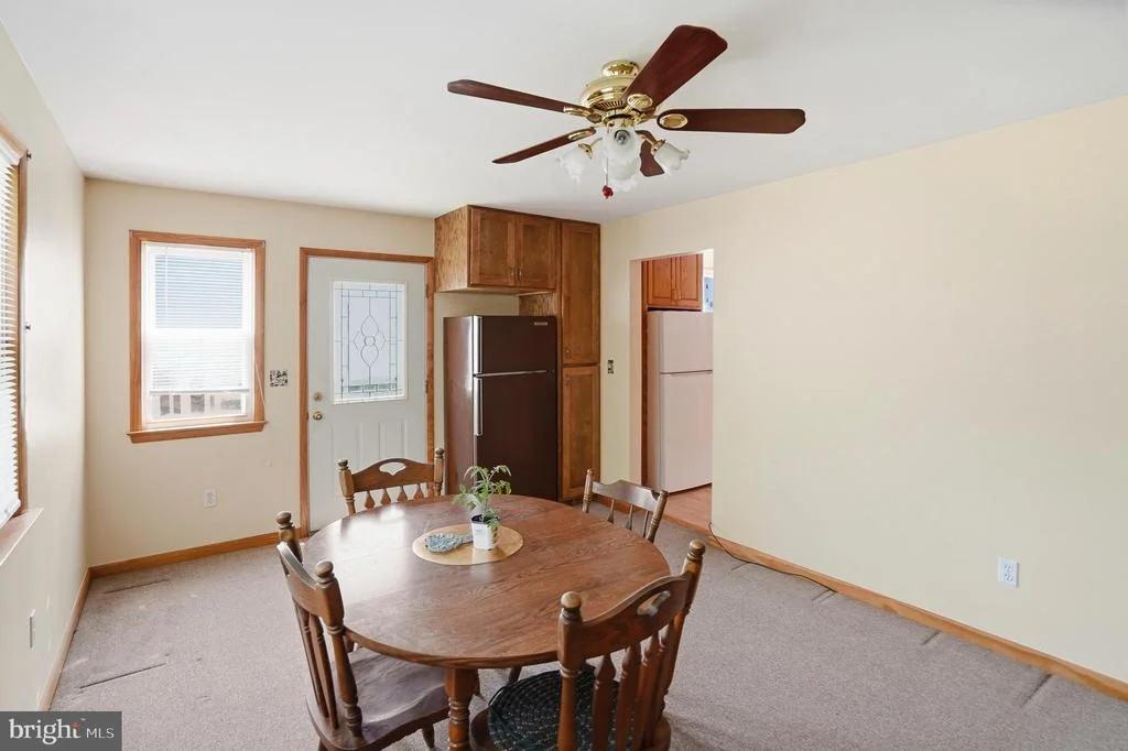 Photo of 8240 LONGPOINT ROAD
