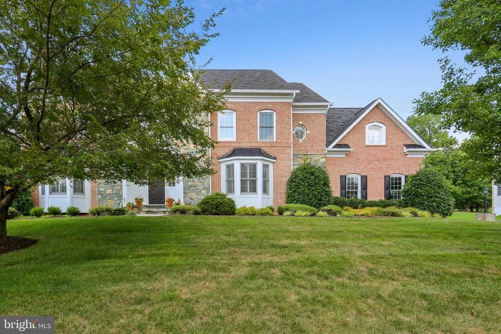 Photo of 16813 HARBOUR TOWN DRIVE