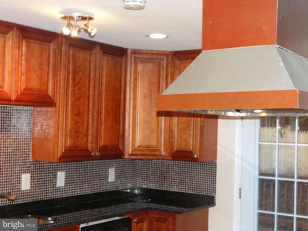 Photo of 10418 MADISON DRIVE