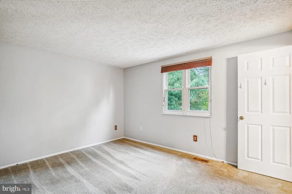 Photo of 19013 PERRONE DRIVE