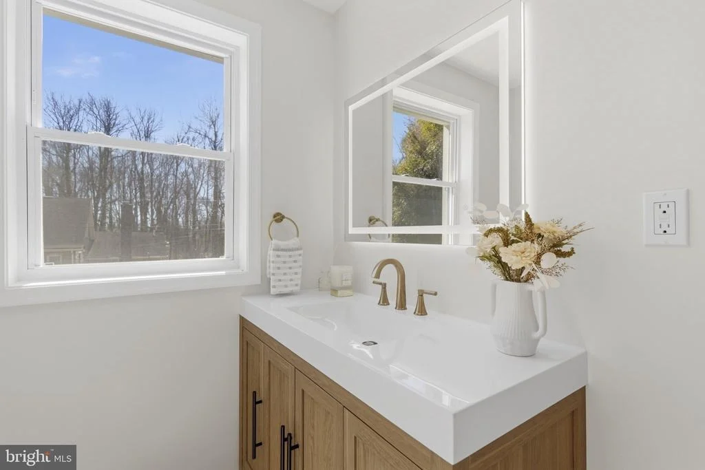 Photo of 3236 GEORGE STREET