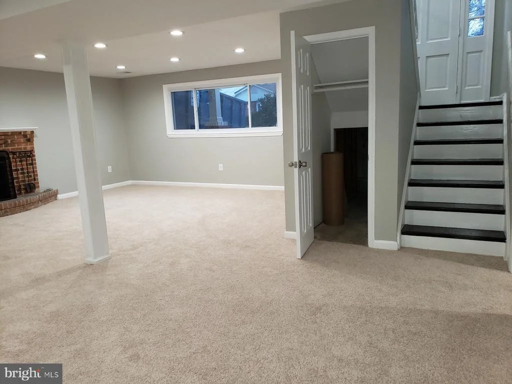 Photo of 12814 PINE TREE LANE