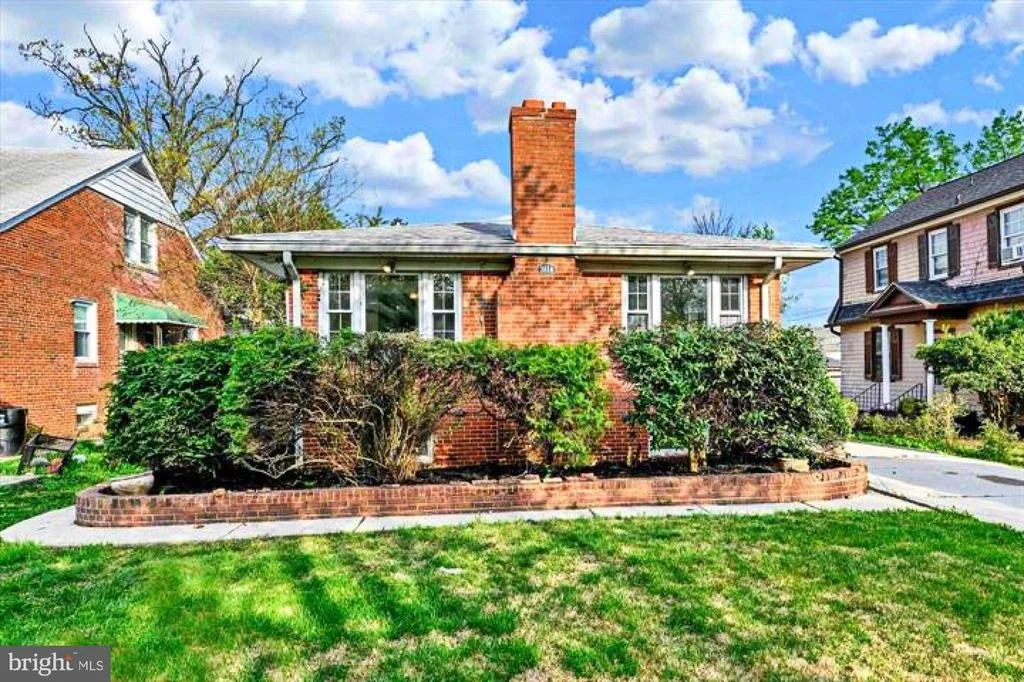 Photo of 3814 GRANTLEY ROAD