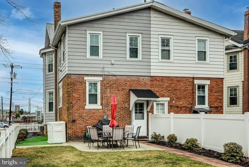 Photo of 13 W EUCLID AVENUE