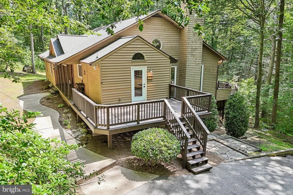 Photo of 810 GOVERNOR BRIDGE ROAD