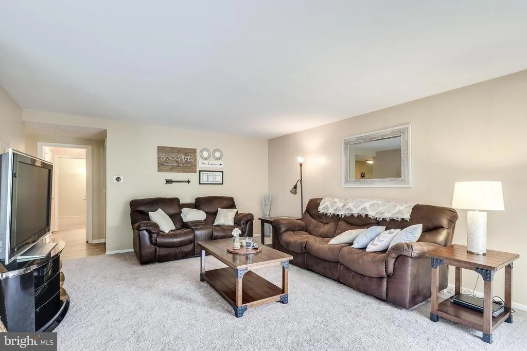 Photo of Unit 5 at 10075 WINDSTREAM DRIVE