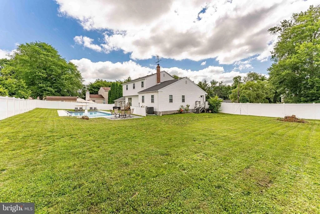 Photo of 20 WALNUT STREET