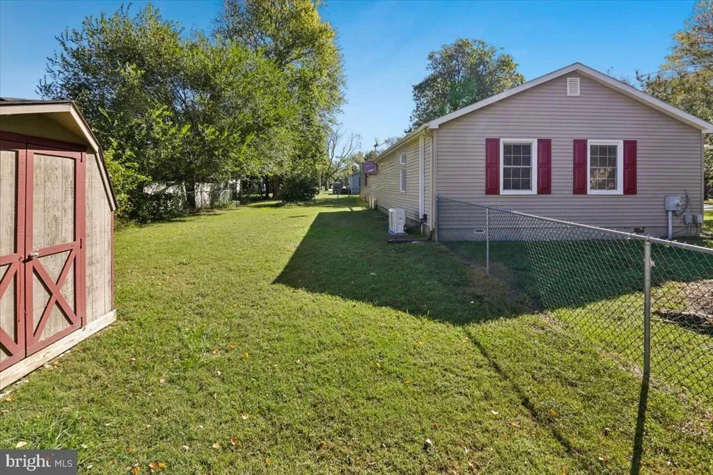 Photo of 103 HONEYSUCKLE DRIVE