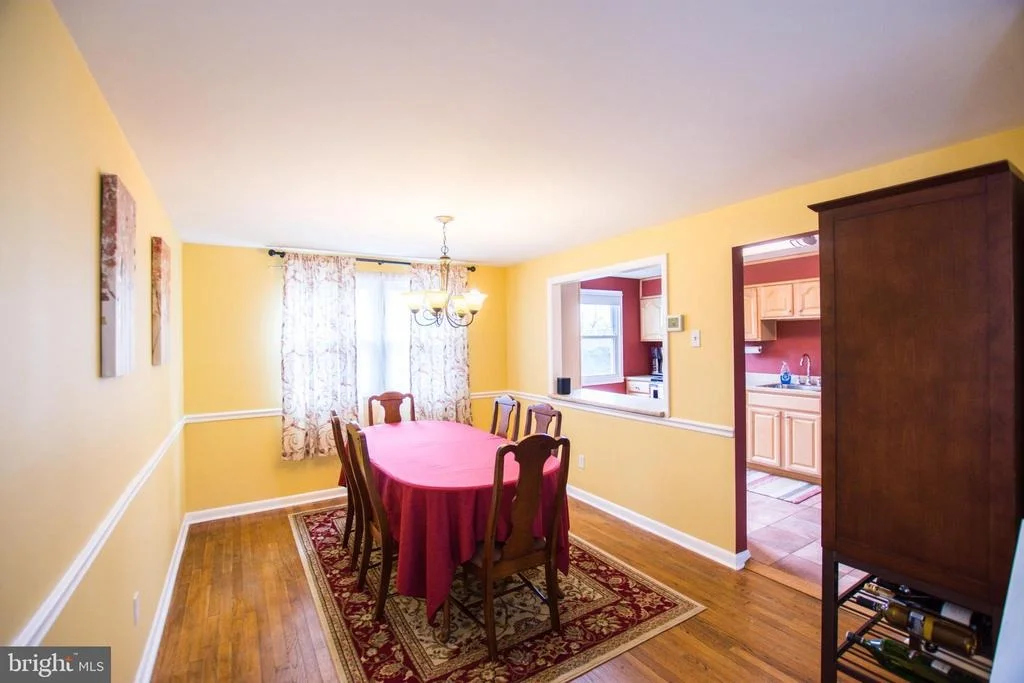 Photo of 1019 GROVEHILL ROAD