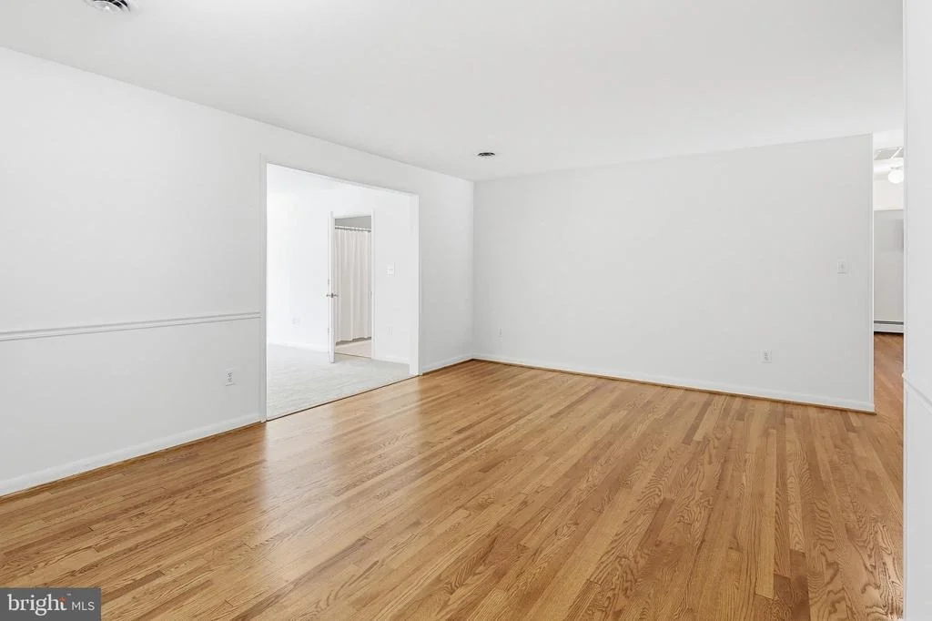 Photo of 504 WATERFORD ROAD