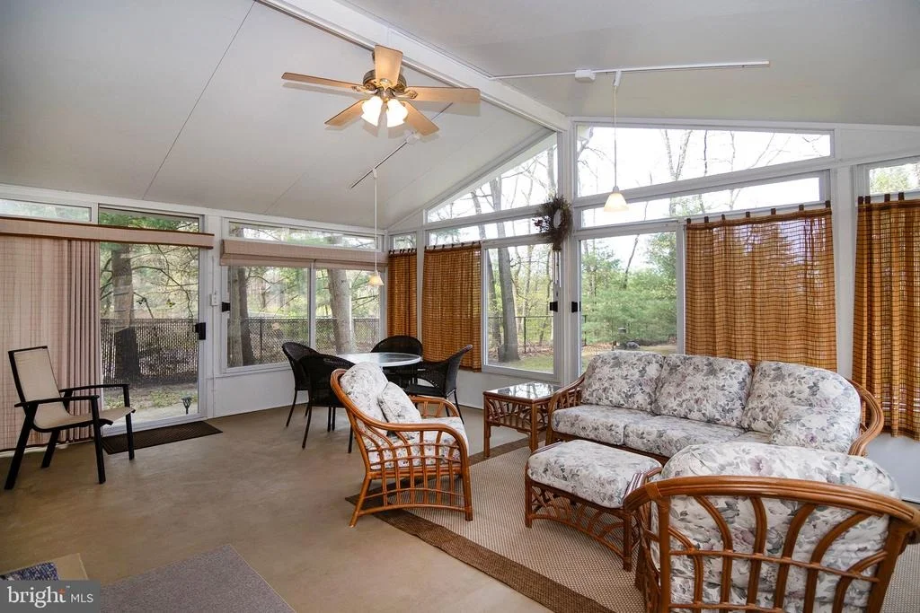 Photo of 18 ABERDEEN DRIVE