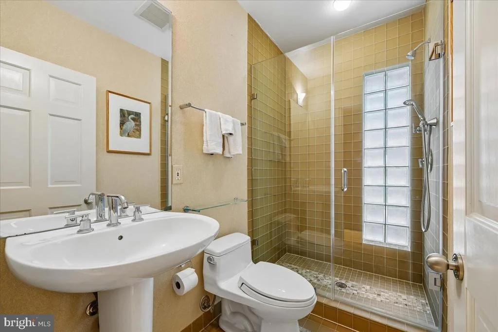 Photo of 1212 WOODSIDE PARKWAY