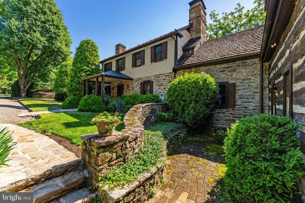 Photo of 6143 COON TREE ROAD