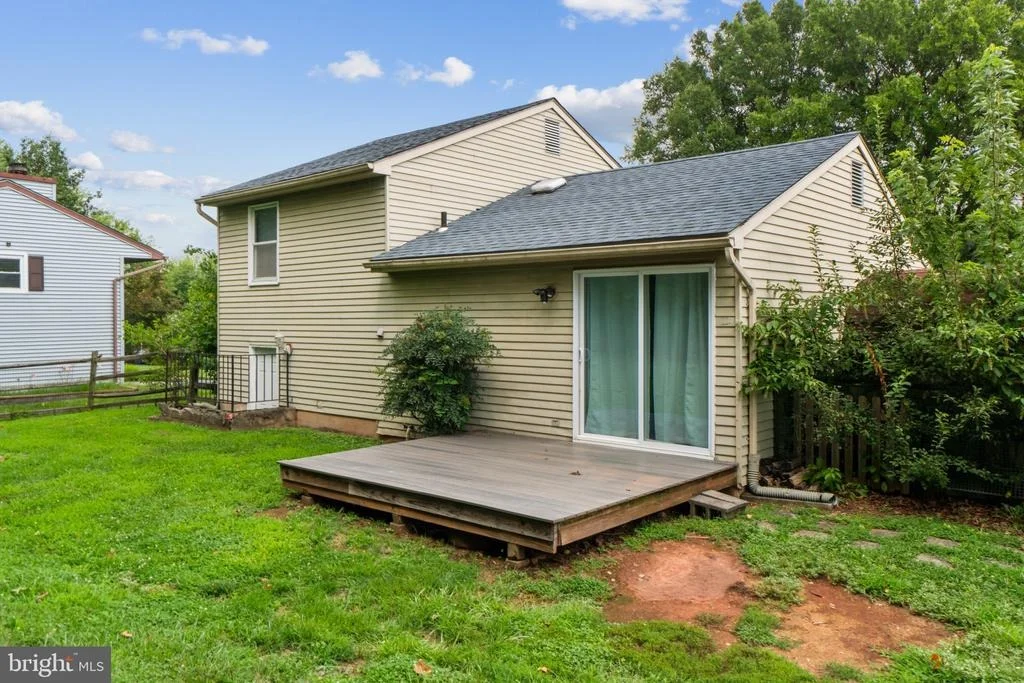 Photo of 1312 HILLCREST DRIVE