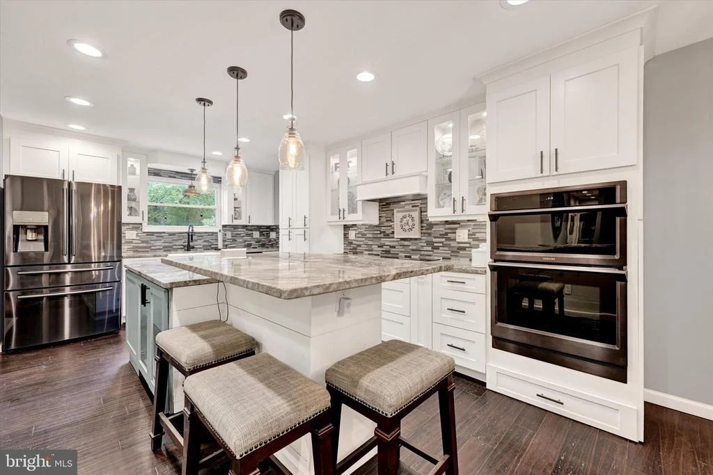 Photo of 4296 WOLF HILL DRIVE