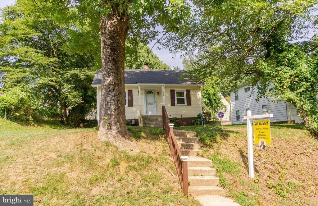 Photo of 4209 ROUND HILL ROAD