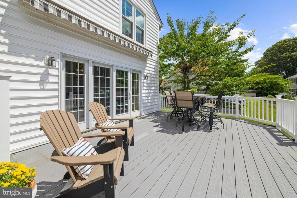 Photo of 527 BAY HILLS DRIVE