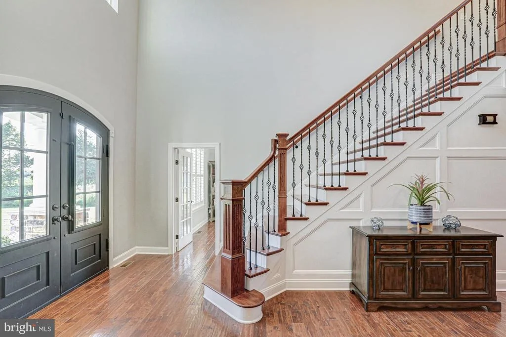 Photo of 1233 BUNKER HILL ROAD