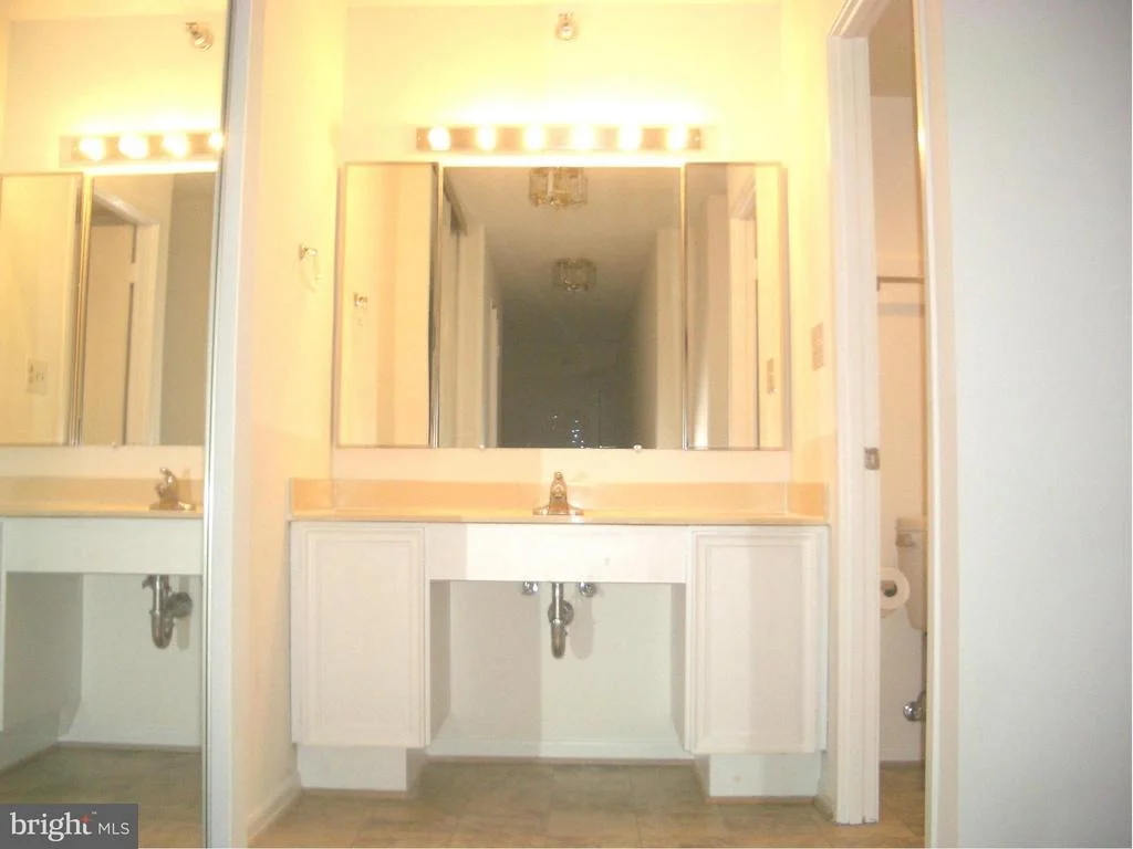 Photo of Unit 3718 at 15115 INTERLACHEN DRIVE
