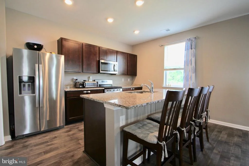 Photo of 746 SEABREEZE RD