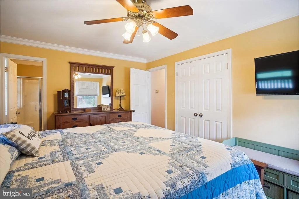 Photo of 24824 SHOWBARN CIRCLE