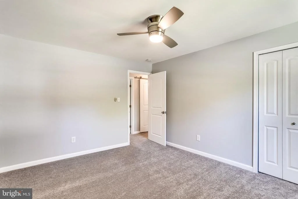 Photo of 5222 LIGHTNING VIEW ROAD