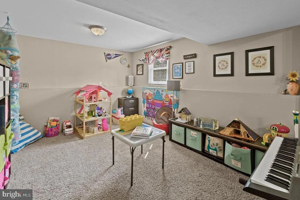 Photo of 4403 FELDSPAR ROAD