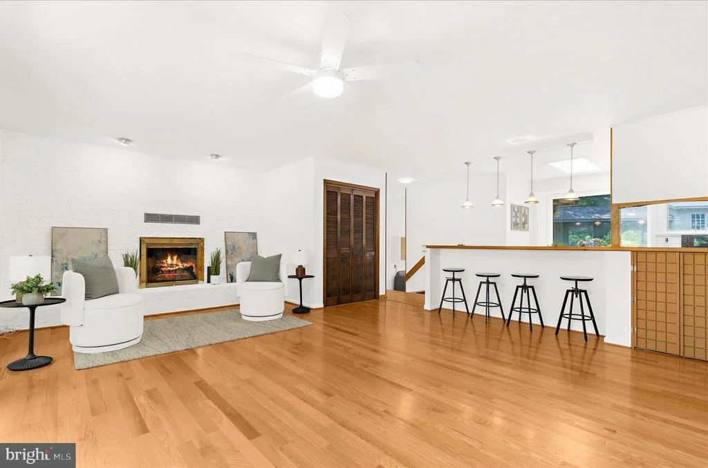 Photo of 698 DISCOVERY ROAD