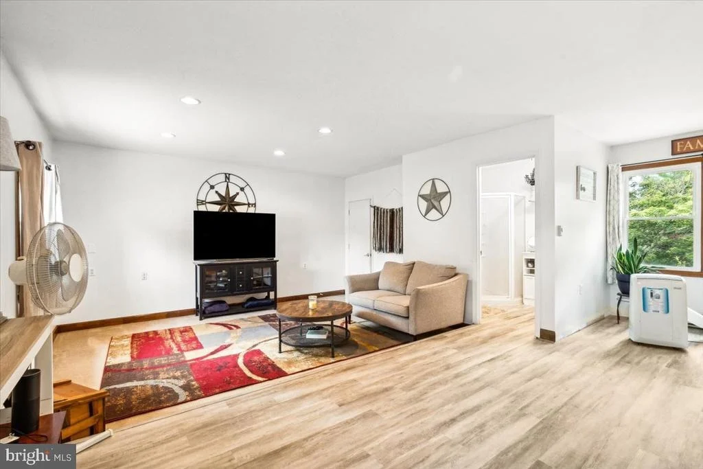 Photo of 11587 LIBERTY OAK DRIVE