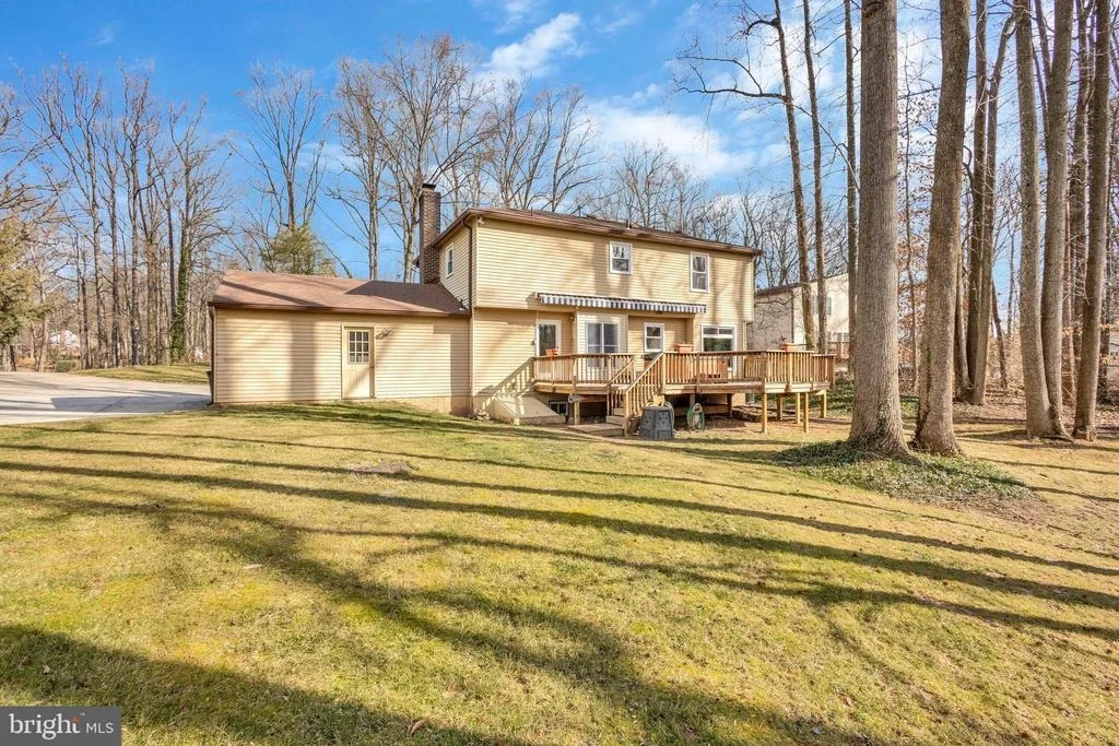 Photo of 6929 COLBURN DRIVE