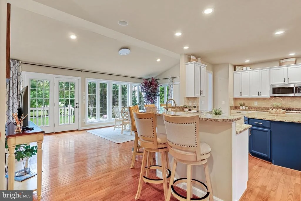 Photo of 6518 DEBHILL LANE