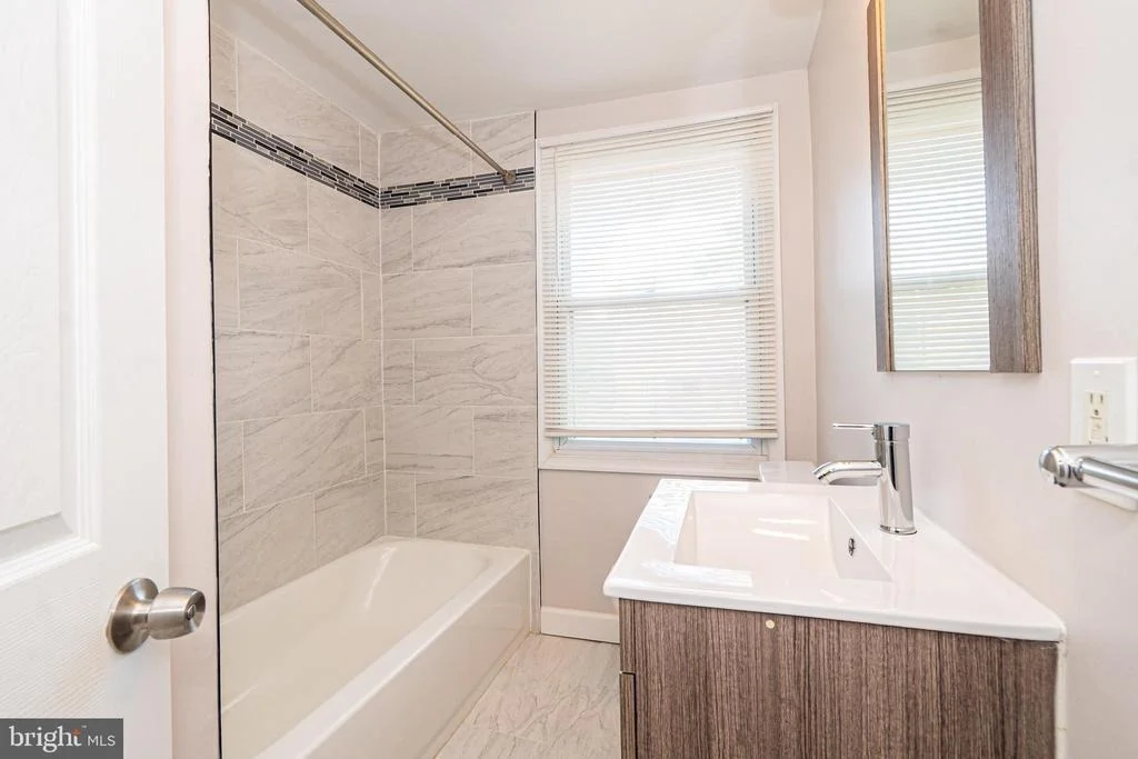 Photo of 5107 LAUREL AVENUE