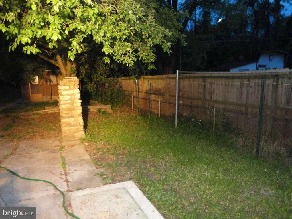 Photo of 9329 WHITE ROCK AVENUE