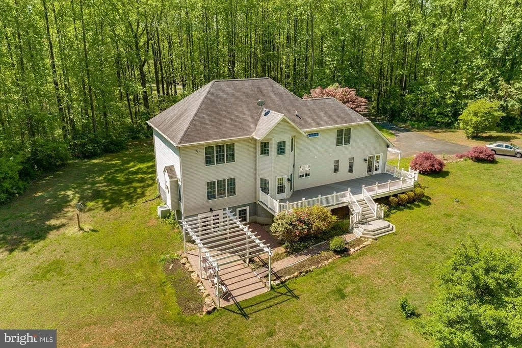 Photo of 1105 THOMPSON WAY