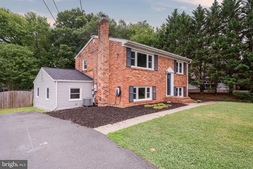 Photo of 20212 BROAD RUN DRIVE