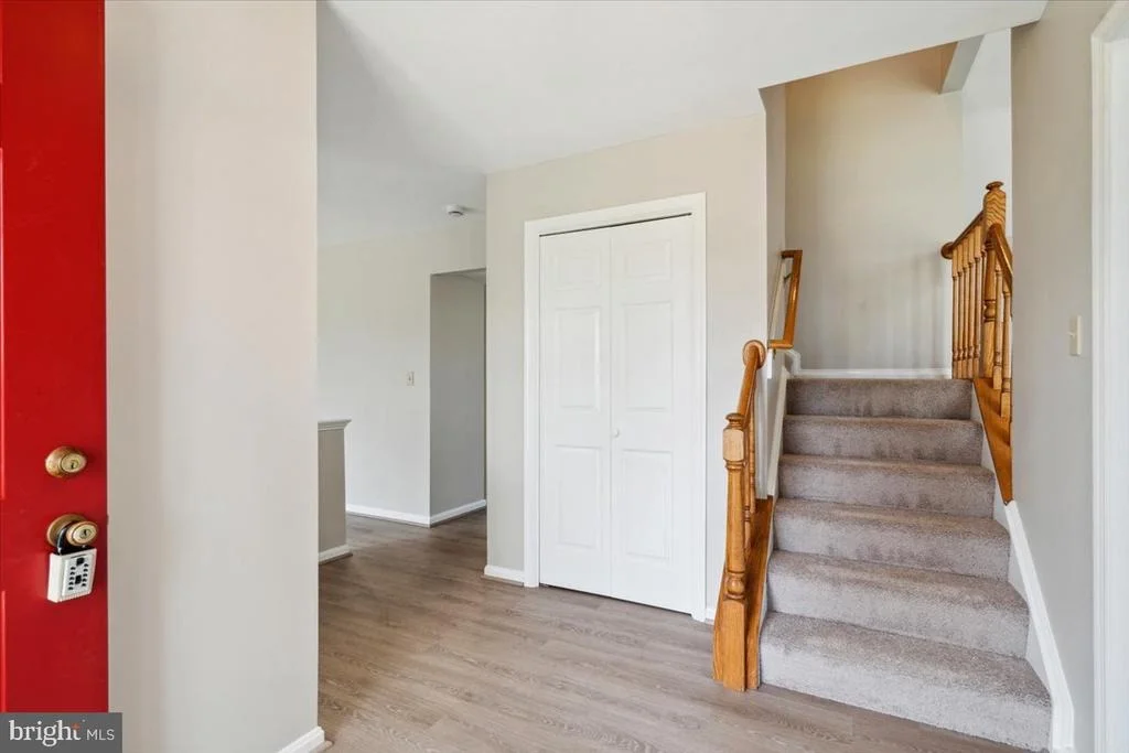 Photo of 7918 RIVER RUN COURT