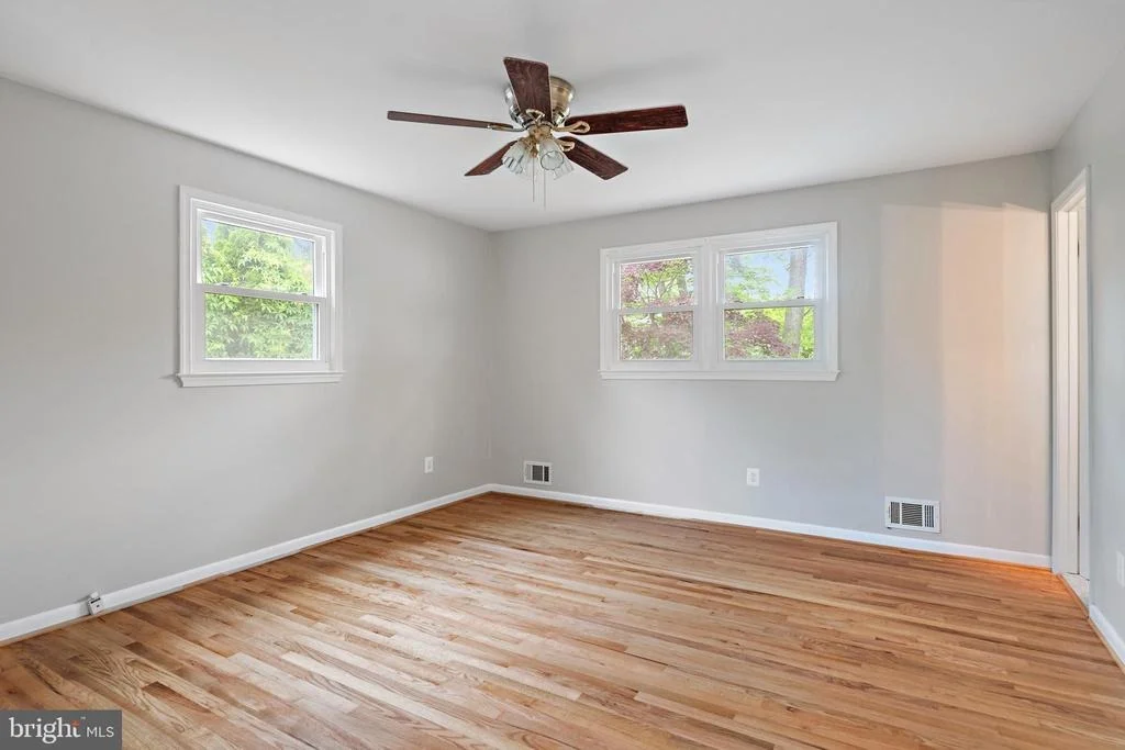 Photo of 970 HIGHPOINT DRIVE