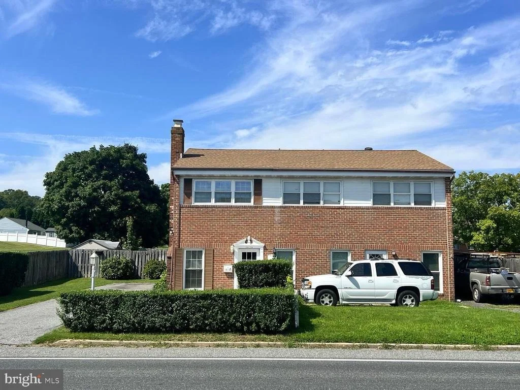 Photo of 1920 TRIMBLE ROAD