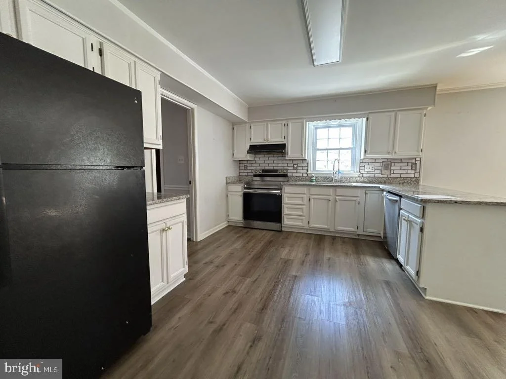 Photo of 3402 WILLIAMSBURG DRIVE