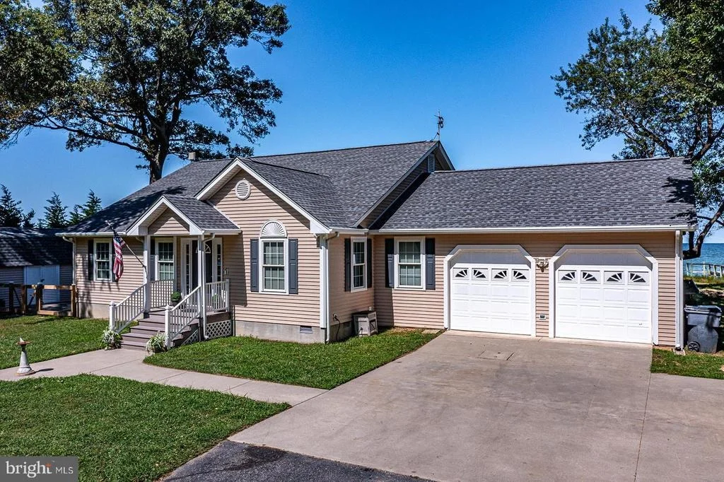 Photo of 976 BRAMMER DRIVE