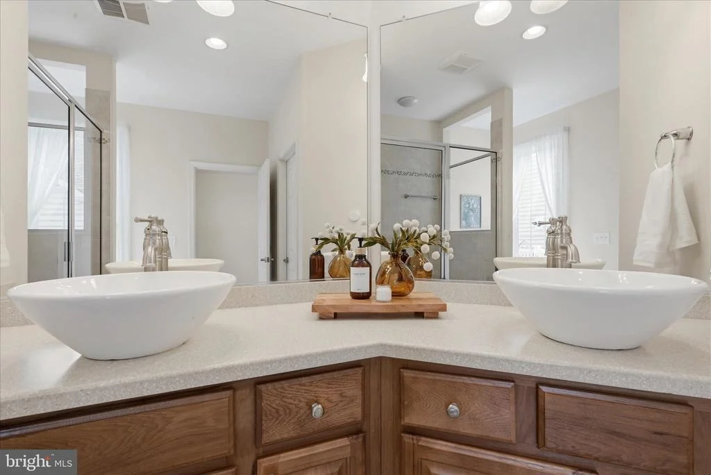 Photo of 103 BLEEDING HEART DRIVE